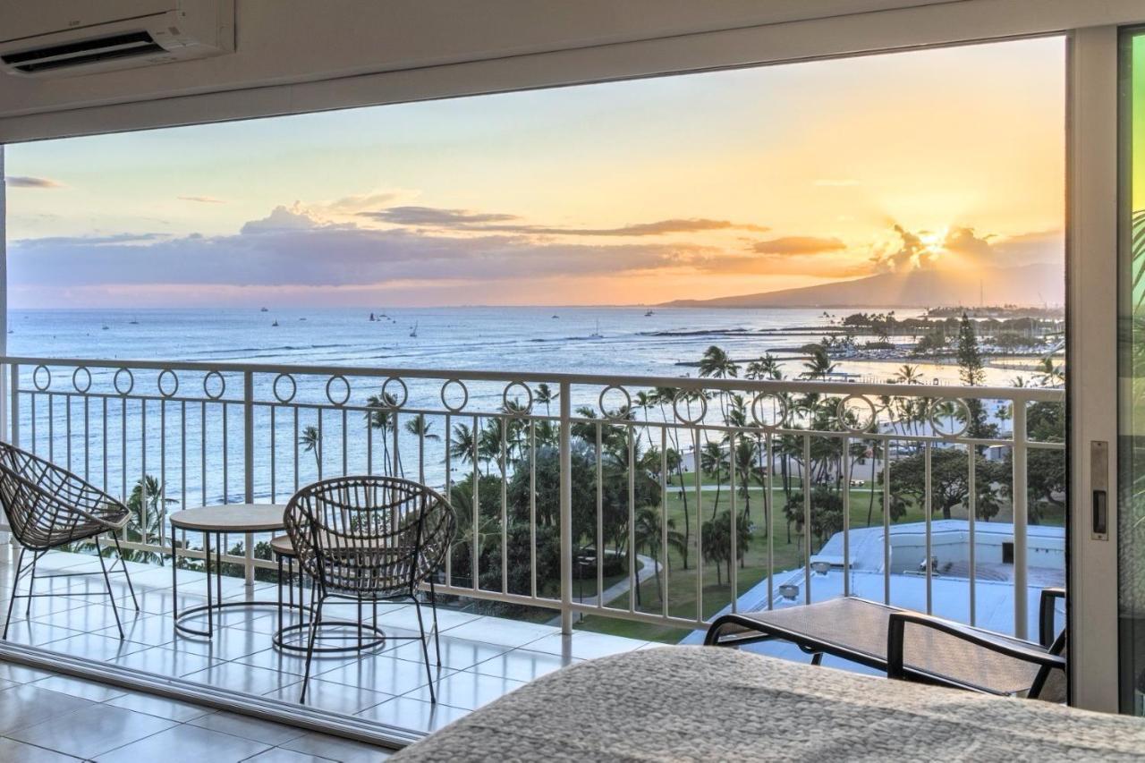 Apartamento Waikiki Shore 1116 Beachfront